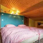 Rustic Retreat In Houvegne