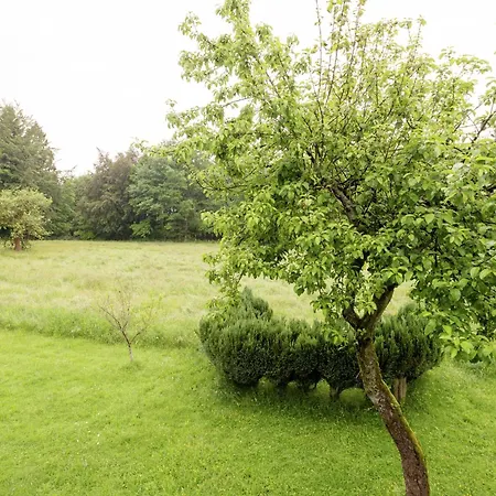 Rustic Retreat In Houvegne Semesterbostad