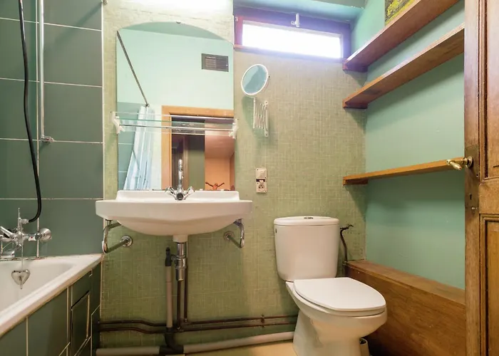 Holiday home Rustic Retreat In Houvegne