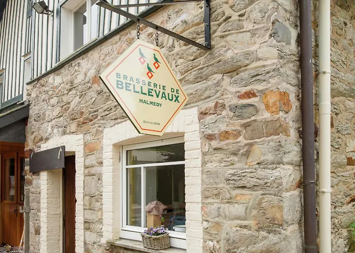 Holiday home Rustic Retreat In Houvegne *